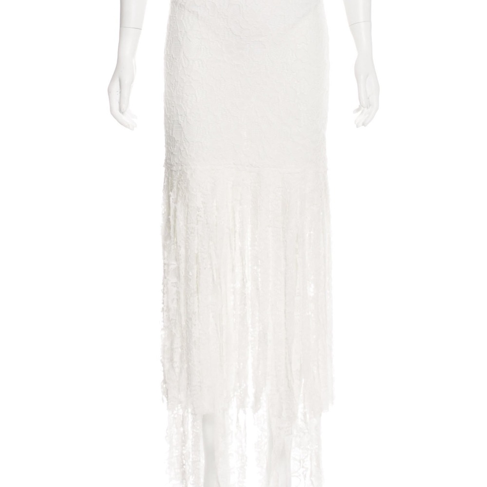 White fringe Alexis Skirt! With tags !!